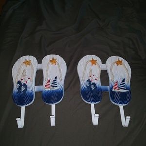 Nautical flip flop wall hooks